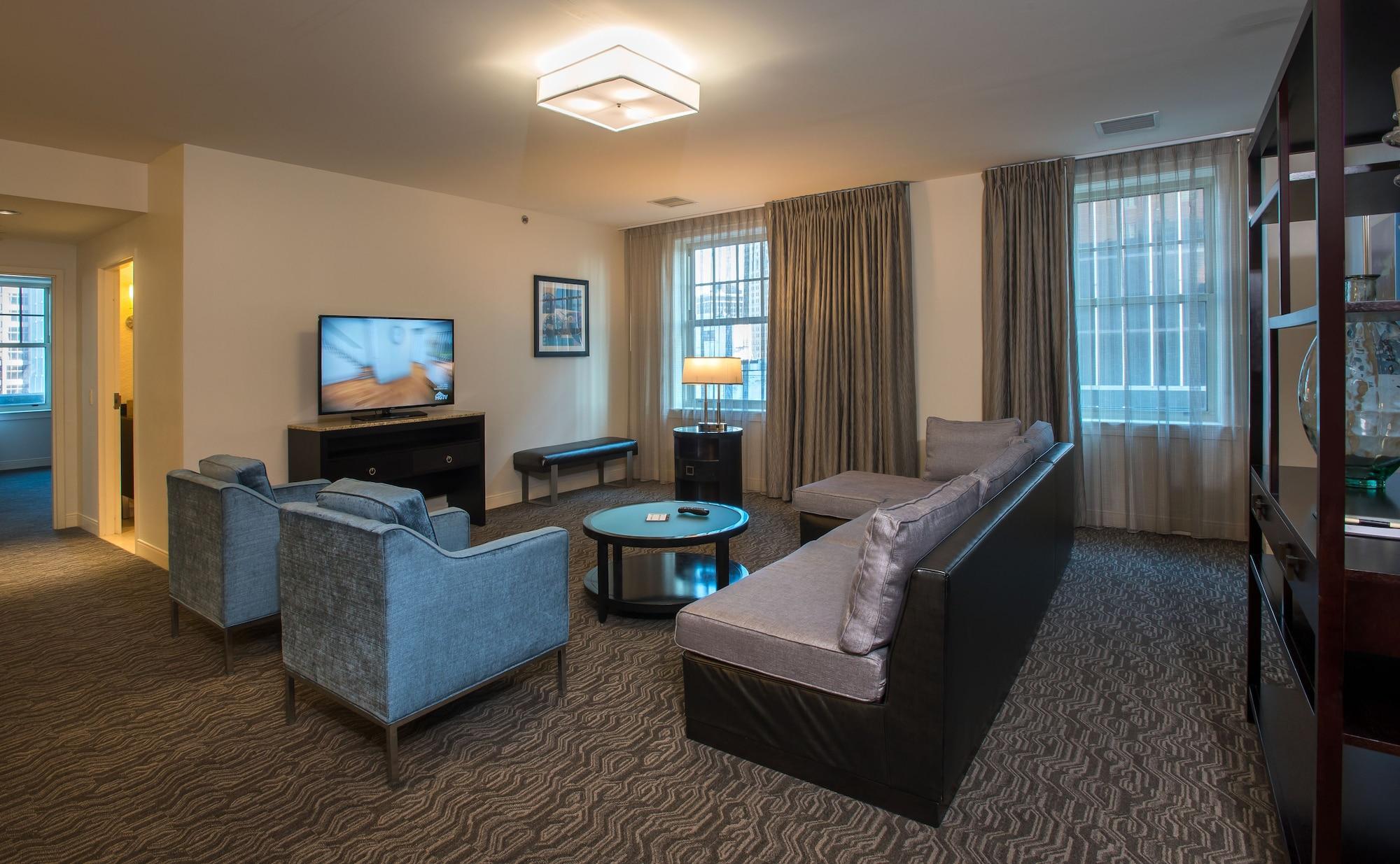 Doubletree Suites By Hilton Hotel Detroit Downtown - Fort Shelby Zewnętrze zdjęcie