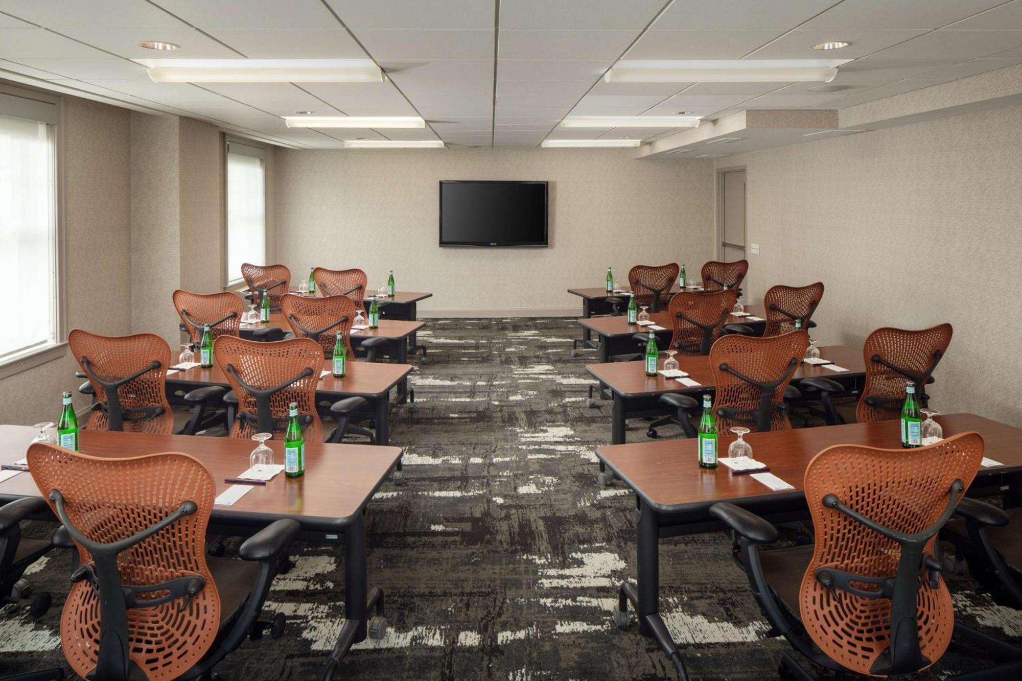 Doubletree Suites By Hilton Hotel Detroit Downtown - Fort Shelby Zewnętrze zdjęcie