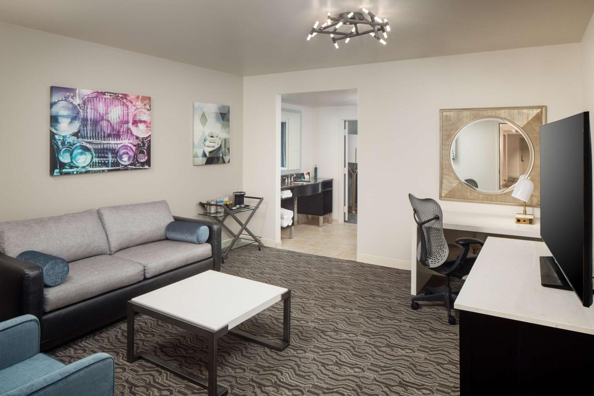 Doubletree Suites By Hilton Hotel Detroit Downtown - Fort Shelby Zewnętrze zdjęcie