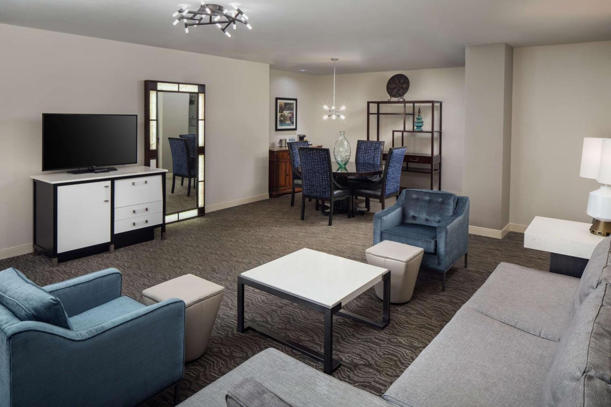 Doubletree Suites By Hilton Hotel Detroit Downtown - Fort Shelby Zewnętrze zdjęcie