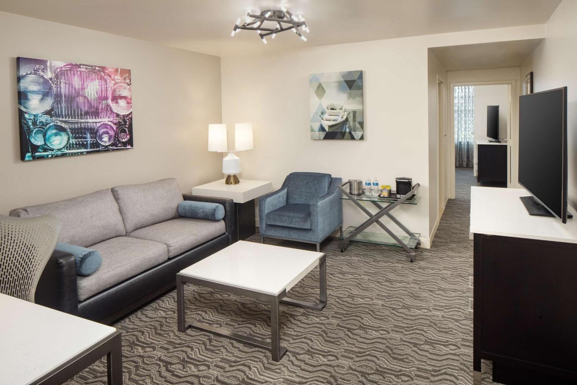 Doubletree Suites By Hilton Hotel Detroit Downtown - Fort Shelby Zewnętrze zdjęcie