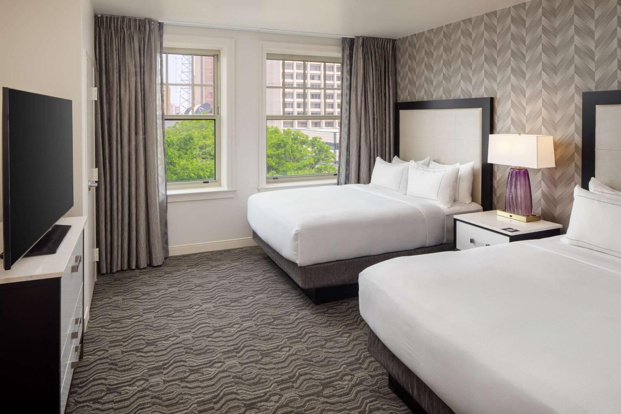 Doubletree Suites By Hilton Hotel Detroit Downtown - Fort Shelby Zewnętrze zdjęcie