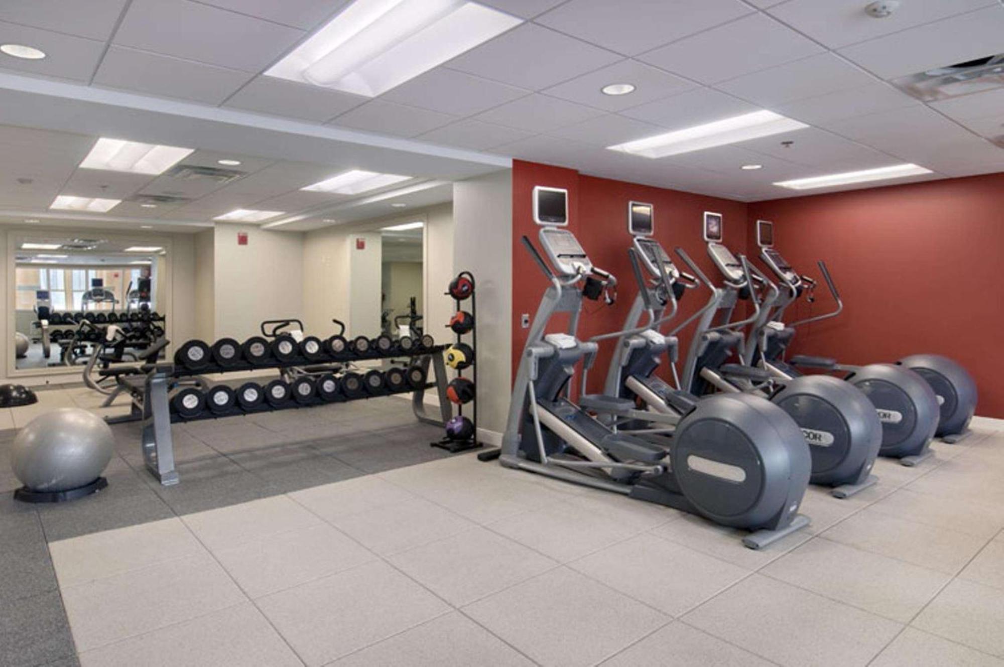 Doubletree Suites By Hilton Hotel Detroit Downtown - Fort Shelby Zewnętrze zdjęcie