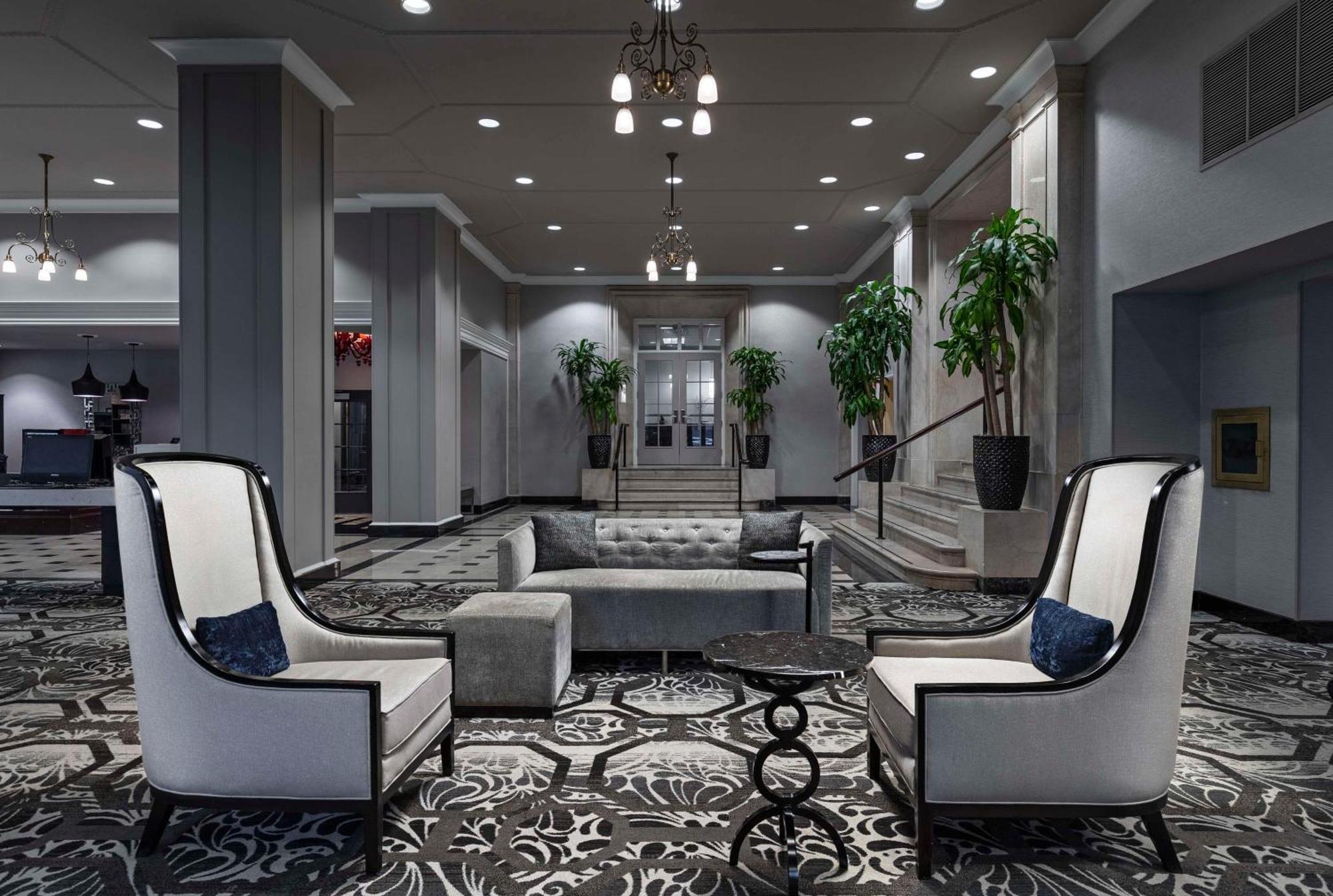 Doubletree Suites By Hilton Hotel Detroit Downtown - Fort Shelby Zewnętrze zdjęcie