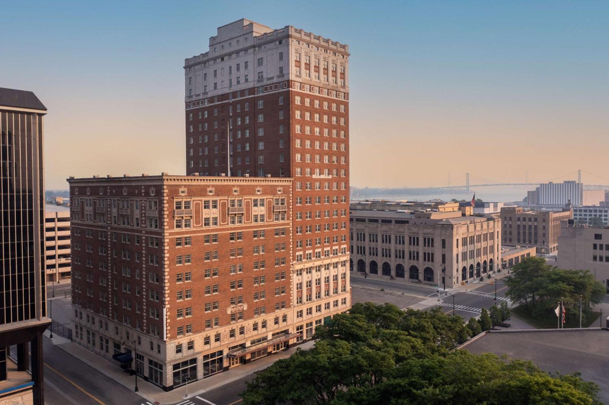 Doubletree Suites By Hilton Hotel Detroit Downtown - Fort Shelby Zewnętrze zdjęcie