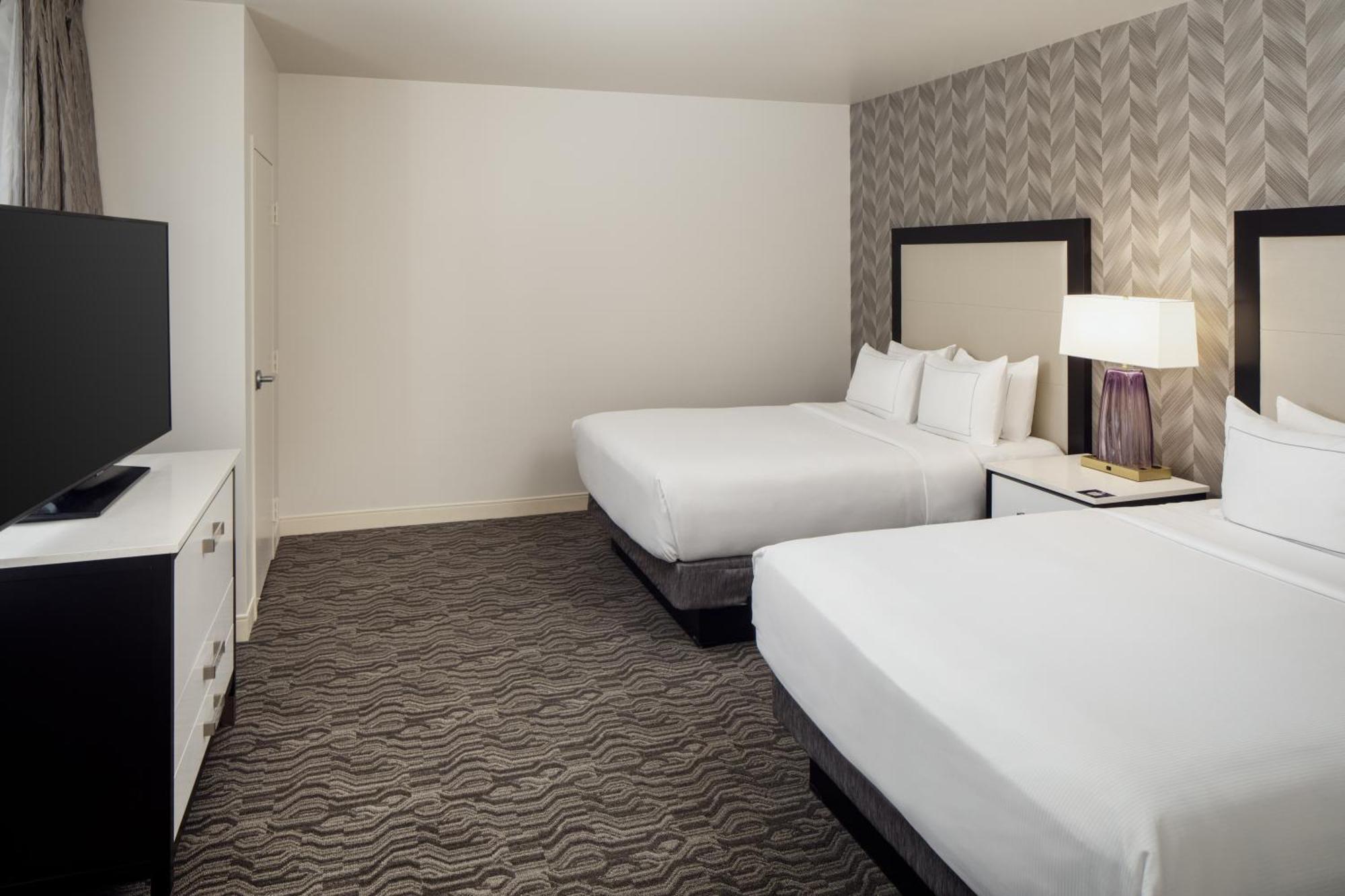 Doubletree Suites By Hilton Hotel Detroit Downtown - Fort Shelby Zewnętrze zdjęcie